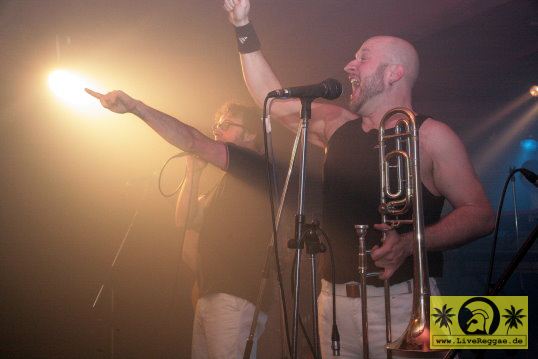 El Bosso und Die Ping Pongs (D) Alte Kaffeeroesterei, Plauen 08. Dezember 2006 (14).JPG